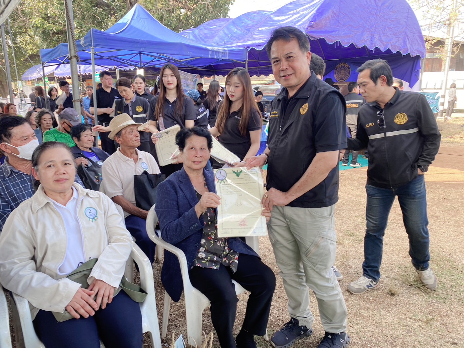 title - ส.ป.ก.ร่วมติดตาม รองนายกรัฐมนตรี และรัฐมนตรีว่าการกระทรวงเกษตรและสหกรณ์ (ร้อยเอก ธรรมนัส พรหมเผ่า) ลงพื้นที่ตรวจราชการในพื้นที่จังหวัดลำปาง